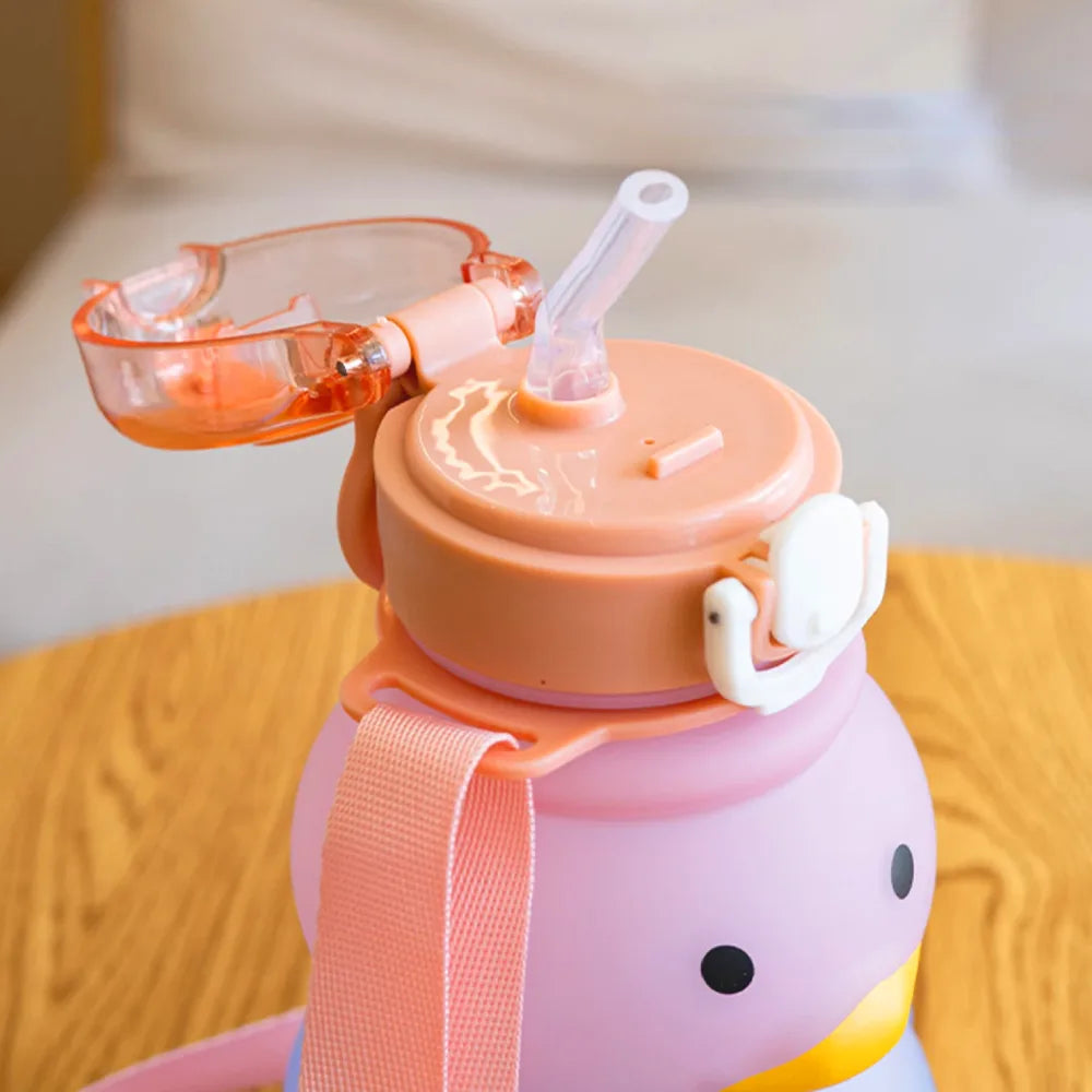 Gourde poussin avec paille et couvercle pour enfant