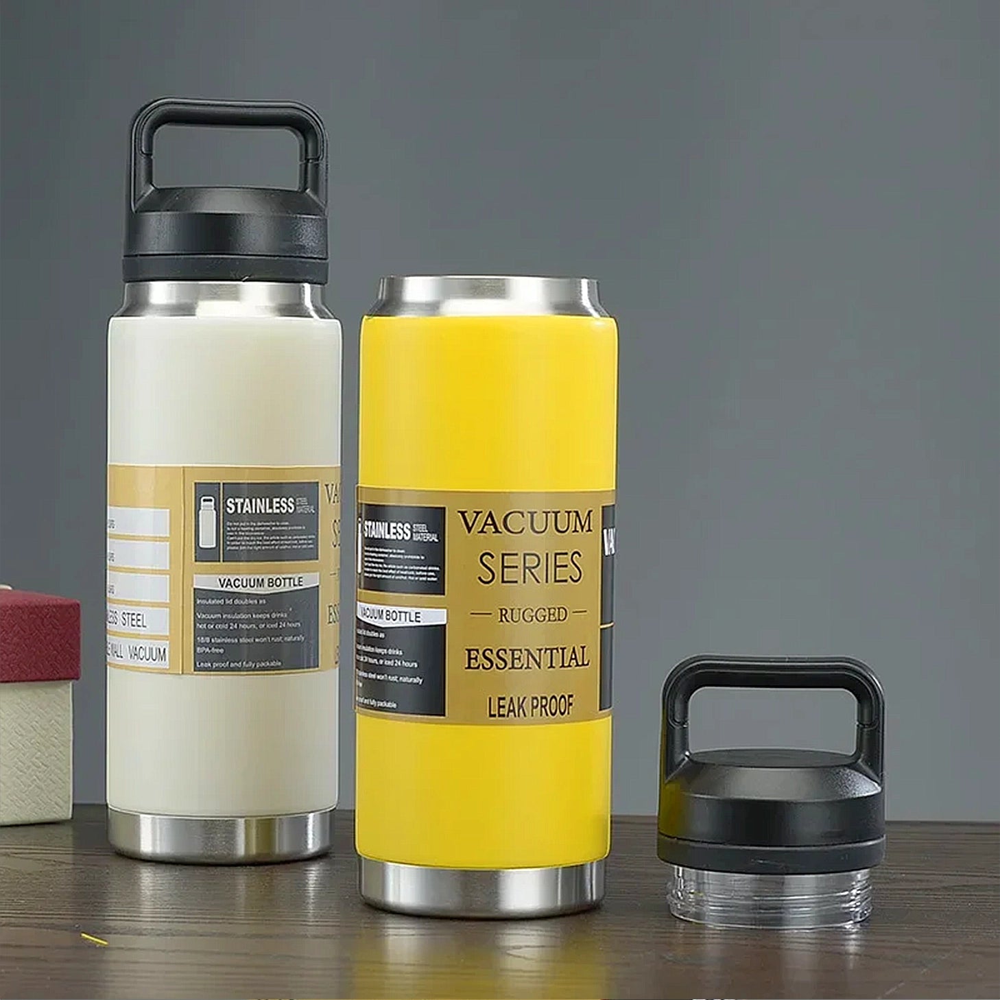 gourde en métal avec bouchon vissable