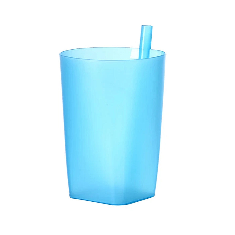 gourde gobelet bleu avec paille intégrée