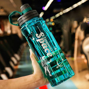 gourde bleu clair pour enfant avec dessin de l'espace et d'astronaute