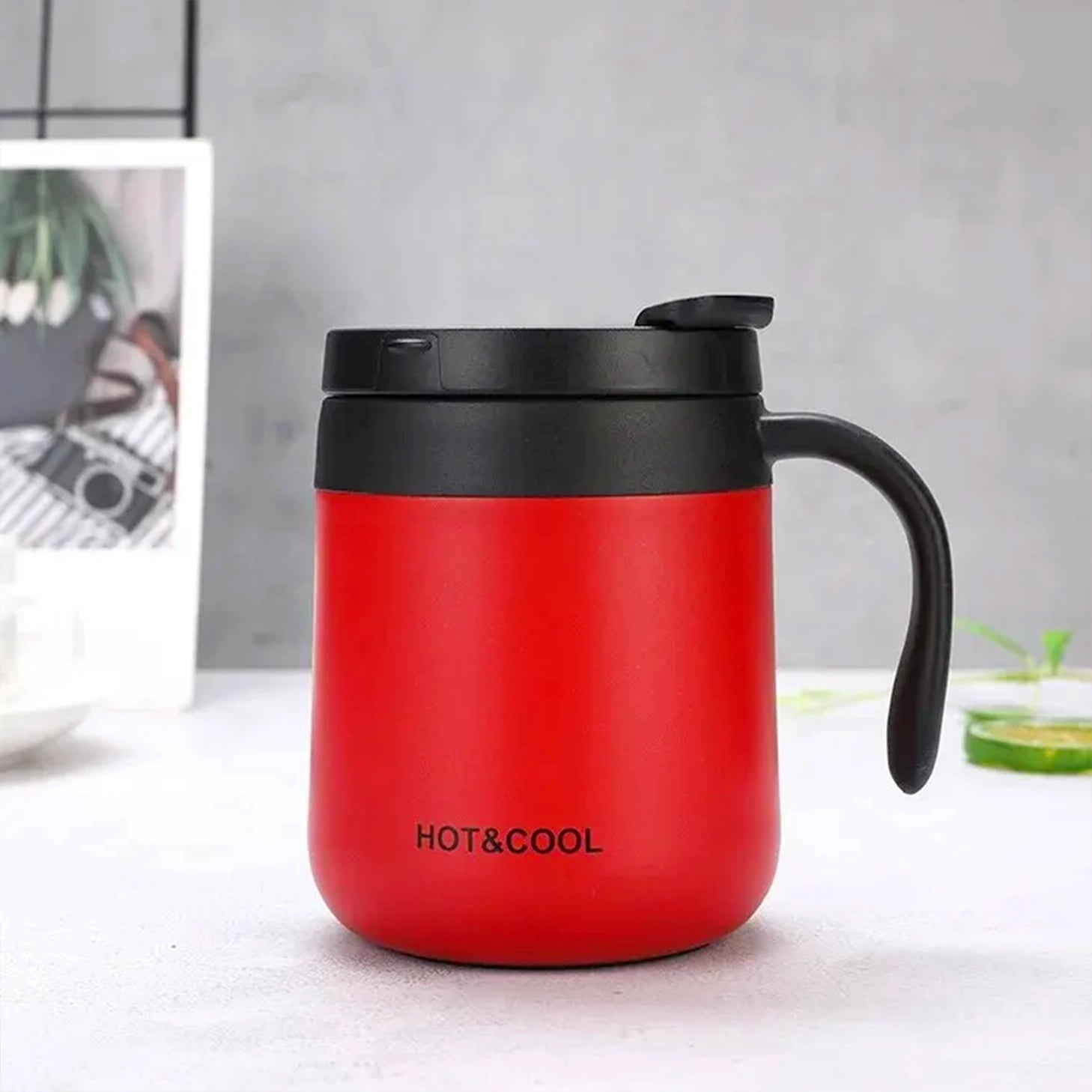 gourde mug tasse isotherme rouge avec poignée