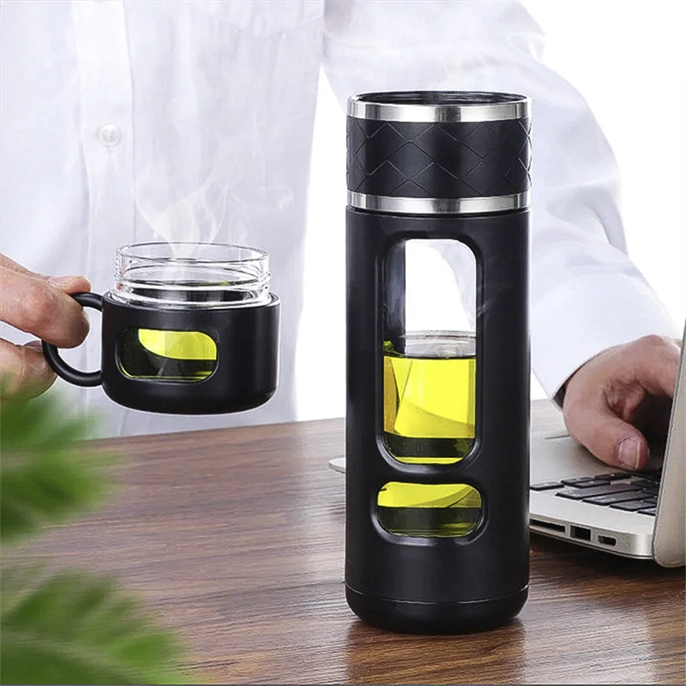 gourde en verre protection noire avec tasse intégré