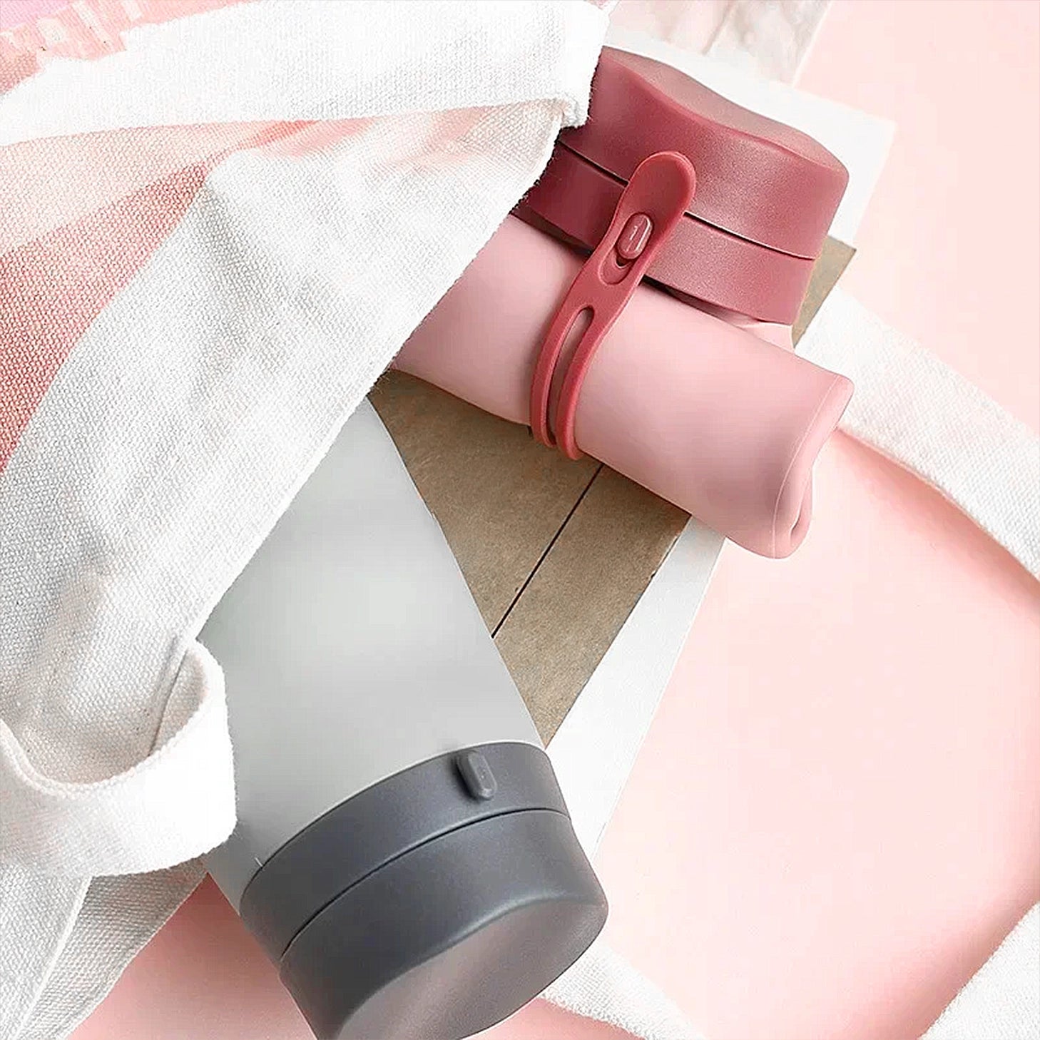 gourde pliable pratique dans sac
