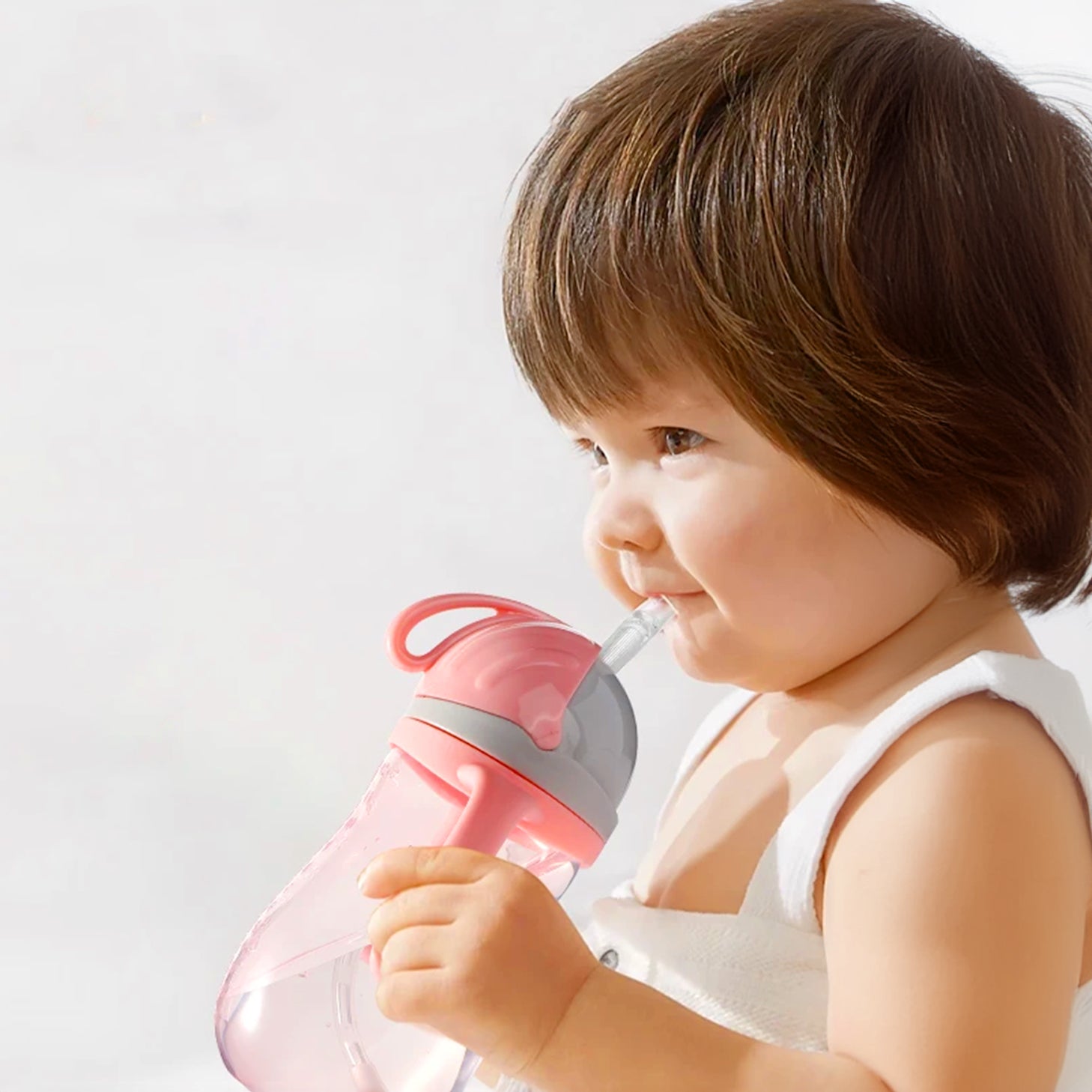 gourde pour enfant rose avec poignée